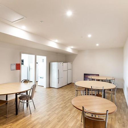 Rivers Apartments Motel Sale Gippsland Экстерьер фото